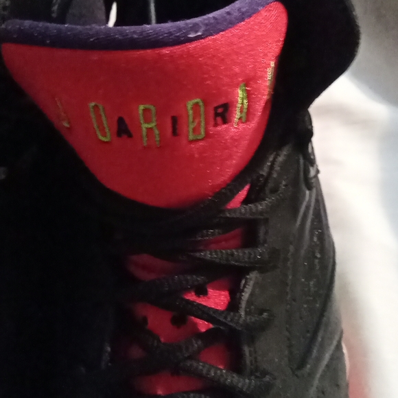 Air Jordan Tennis Shoes - Picture 8 of 8